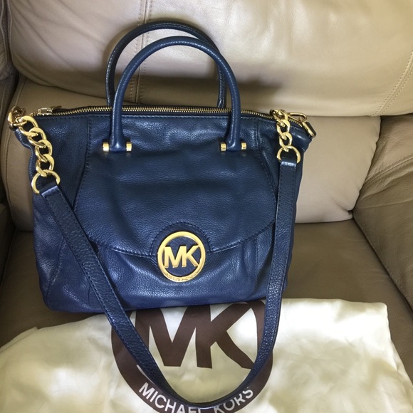 Michael Kors Handbags - Authentic Micheal Kors Purse!!